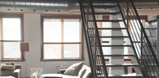 Jak samemu zrobić właź na strych?