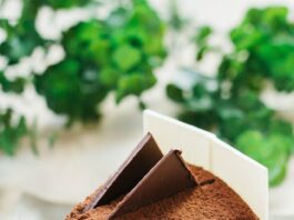 Jak wybrać tanie pudełka na ciasto weselne